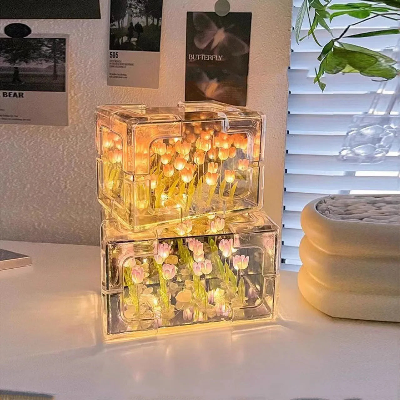 DIY Tulip Mirror Cube Lamp